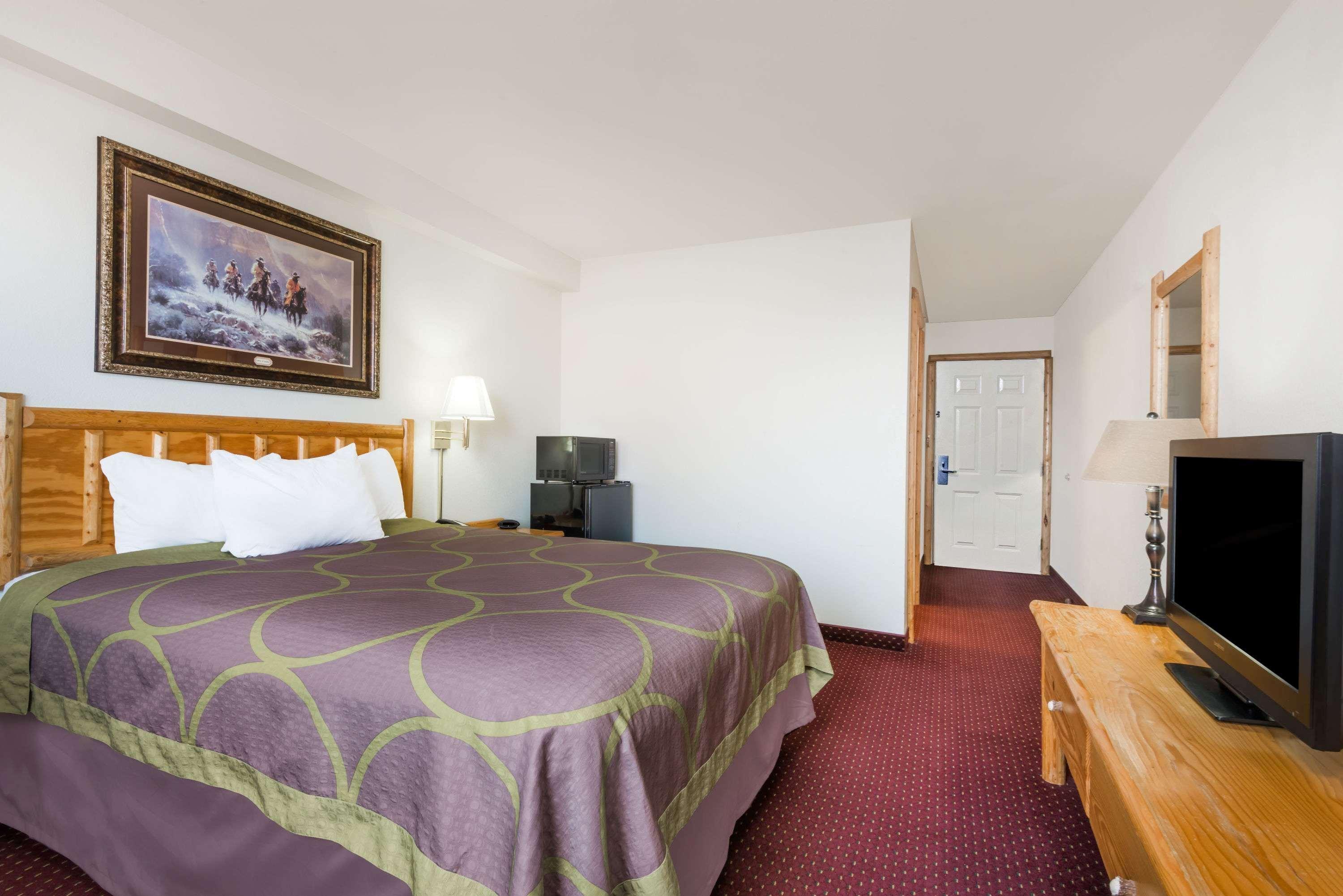 Super 8 By Wyndham Powell Hotel Ngoại thất bức ảnh